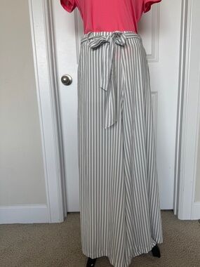 Striped Tie-Waist Extra Wide Leg Palazzo Pants in Light Gray and White, Torrid